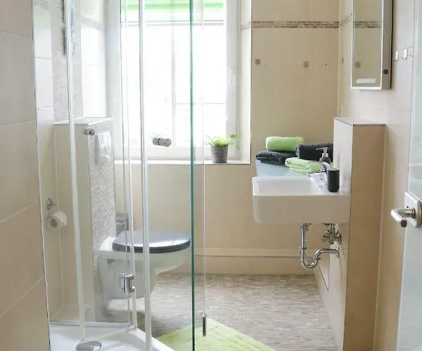 Luisenstrasse شقة *